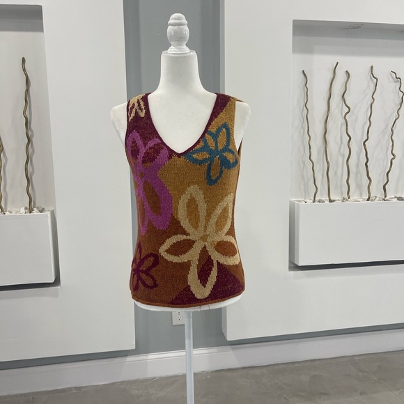 JH Collectibles Tops - JH Collectibles Multicolor Floral Knit Top